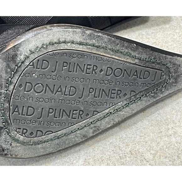 Donald J Pliner Black Suede Leather Kitten High Heels Pumps Shoes Women’s Sz 7.5 - Picture 9 of 11